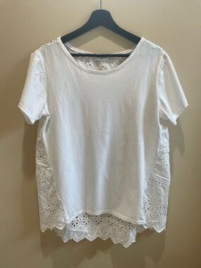 White Eyelet Trim Short Sleeve Top